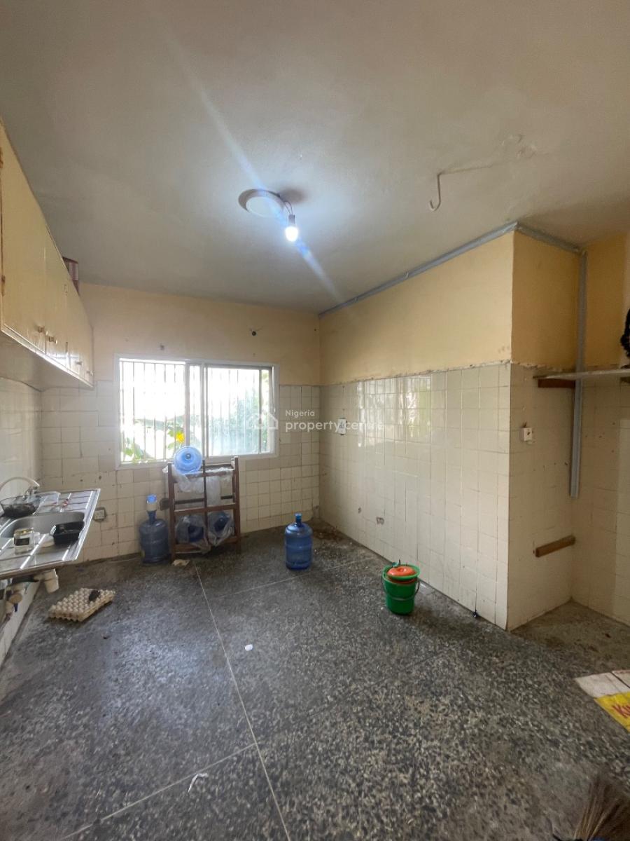 Specious 3 Bedrooms Flat All Rooms En-suite, Sapara Williams Street, Off Idowu Martins, Victoria Island (vi), Lagos, Flat / Apartment for Rent