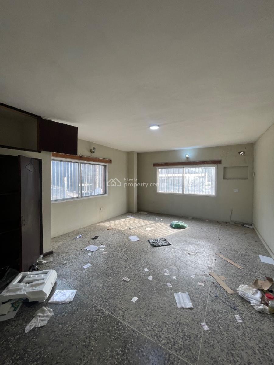 Specious 3 Bedrooms Flat All Rooms En-suite, Sapara Williams Street, Off Idowu Martins, Victoria Island (vi), Lagos, Flat / Apartment for Rent