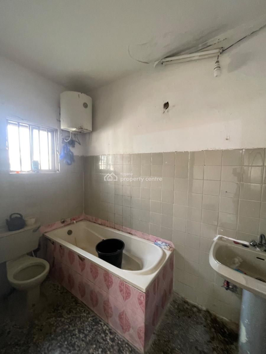 Specious 3 Bedrooms Flat All Rooms En-suite, Sapara Williams Street, Off Idowu Martins, Victoria Island (vi), Lagos, Flat / Apartment for Rent