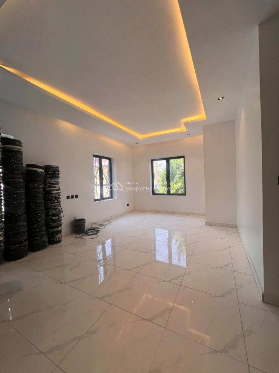 Spacious Service 4 Bedroom Terrace, Guzape District, Abuja, Terraced Duplex for Rent