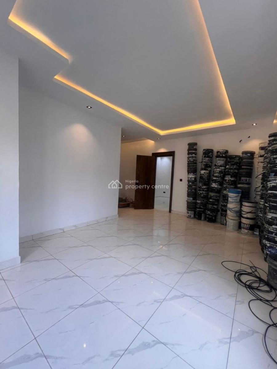 Spacious Service 4 Bedroom Terrace, Guzape District, Abuja, Terraced Duplex for Rent