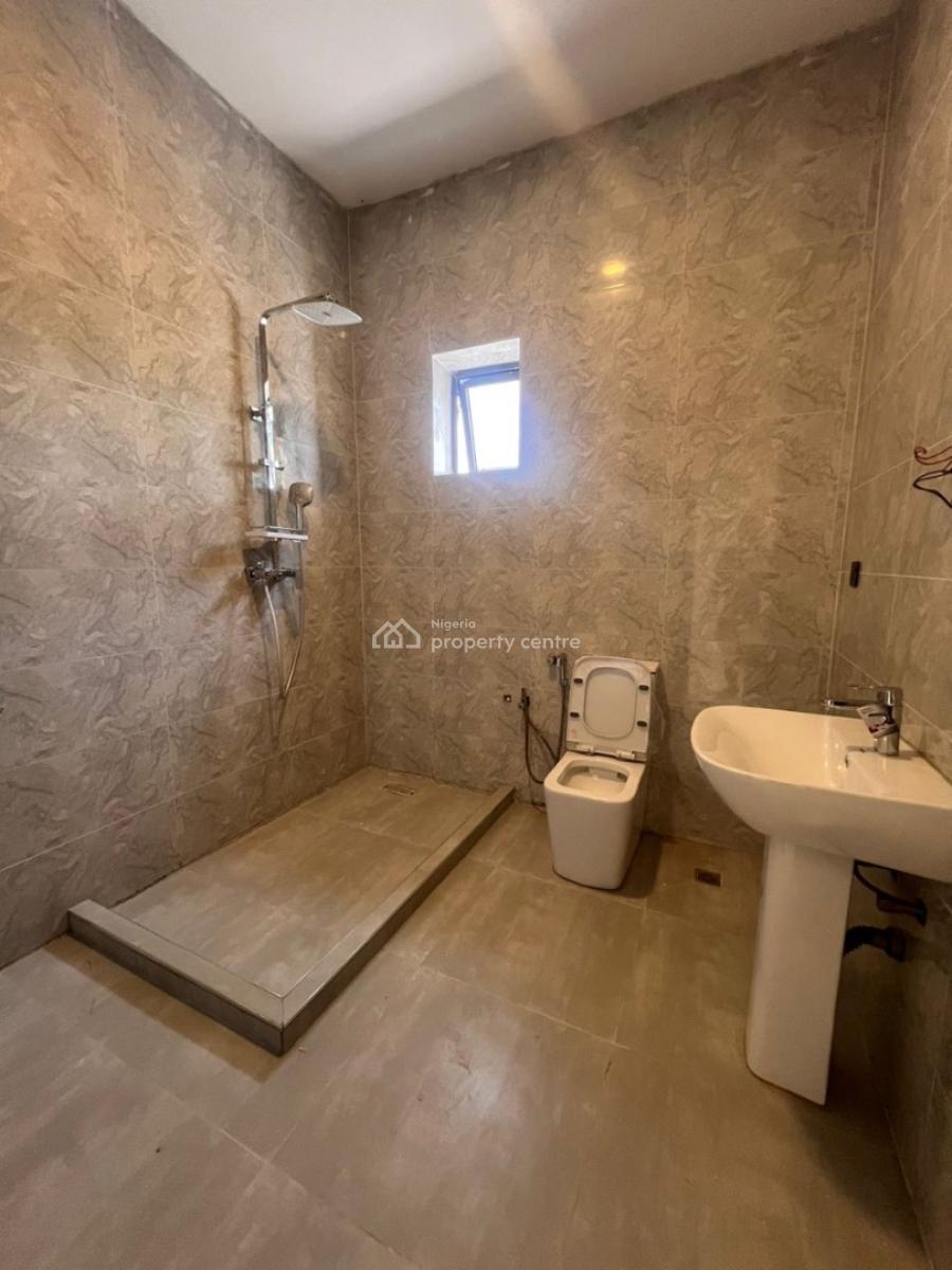 Spacious Service 4 Bedroom Terrace, Guzape District, Abuja, Terraced Duplex for Rent