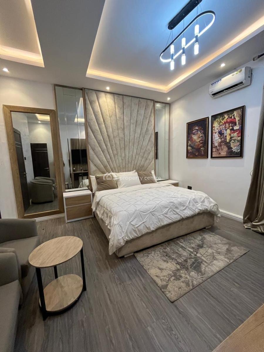 4 Bedroom Apartment with Swimming Pool, Gym, Snooker Board, Table, Lekki Phase 1, Lekki, Lagos, Flat / Apartment Short Let