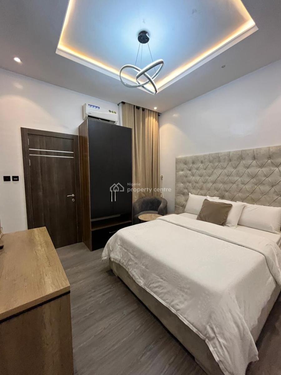 4 Bedroom Apartment with Swimming Pool, Gym, Snooker Board, Table, Lekki Phase 1, Lekki, Lagos, Flat / Apartment Short Let