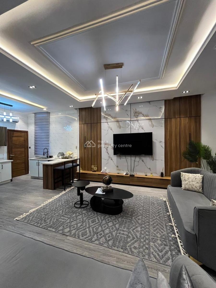 4 Bedroom Apartment with Swimming Pool, Gym, Snooker Board, Table, Lekki Phase 1, Lekki, Lagos, Flat / Apartment Short Let
