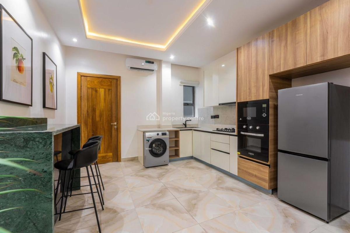 2 Bedroom Apartment with Swimming Pool, Gym, Snooker Board, Table, Banana Island, Ikoyi, Lagos, Flat / Apartment Short Let