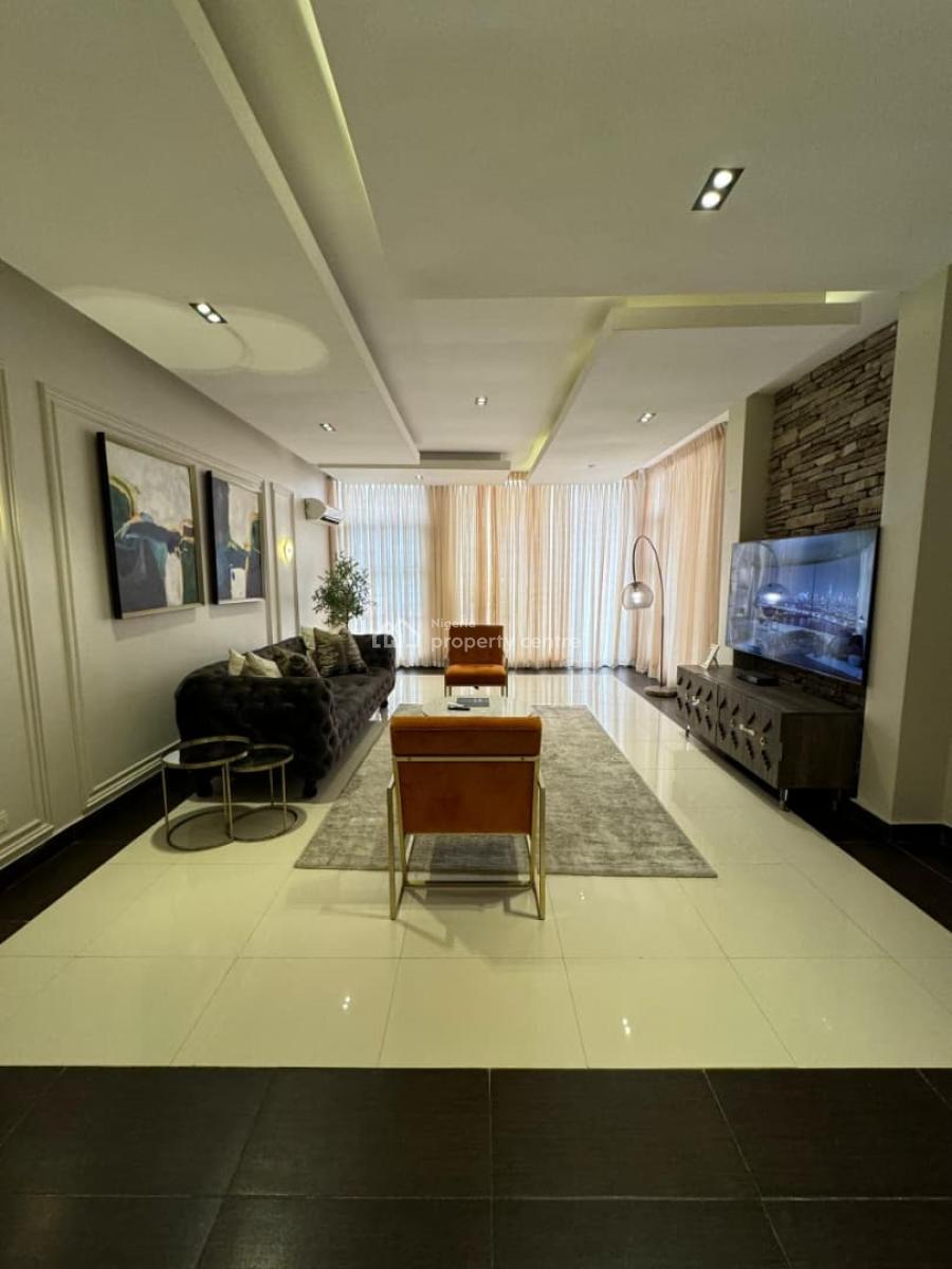 4 Bedroom Apartment with Swimming Pool, Gym, Snooker Board, Table, Lekki Phase 1, Lekki, Lagos, Flat / Apartment Short Let