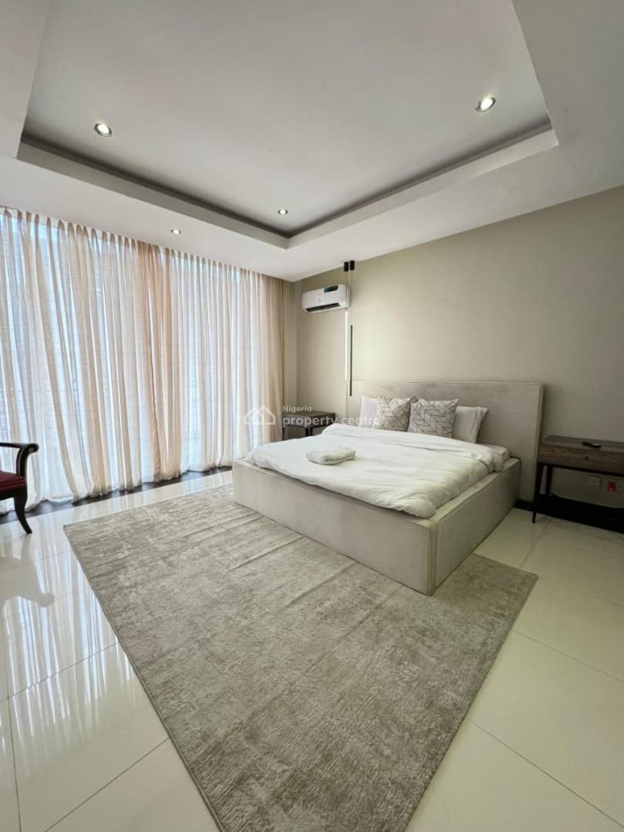 4 Bedroom Apartment with Swimming Pool, Gym, Snooker Board, Table, Lekki Phase 1, Lekki, Lagos, Flat / Apartment Short Let