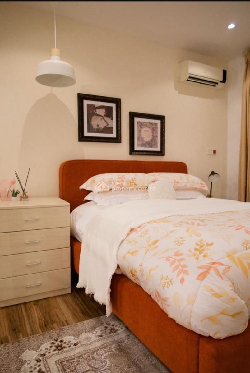 1 Bedroom Apartment with Swimming Pool, Gym, Snooker Board, Table, Old Ikoyi, Ikoyi, Lagos, Flat / Apartment Short Let