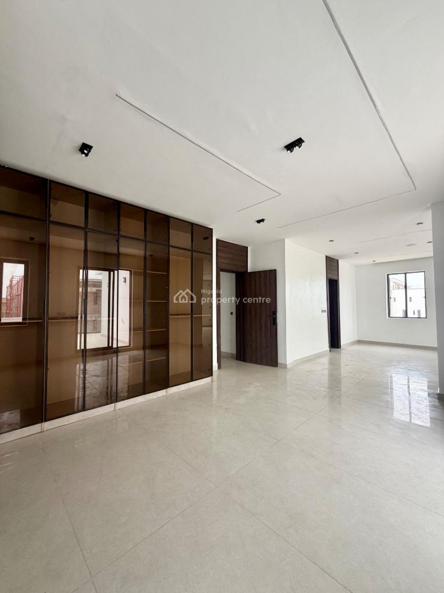 Spacious , Neatly Built Detached Duplex, Lekki Phase 1, Lekki, Lagos, Detached Duplex for Sale