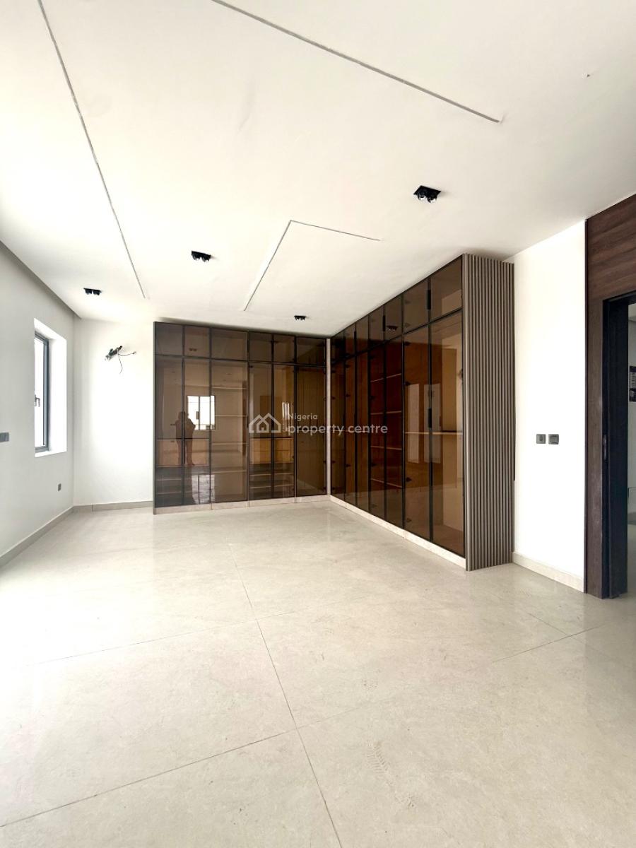 Spacious , Neatly Built Detached Duplex, Lekki Phase 1, Lekki, Lagos, Detached Duplex for Sale