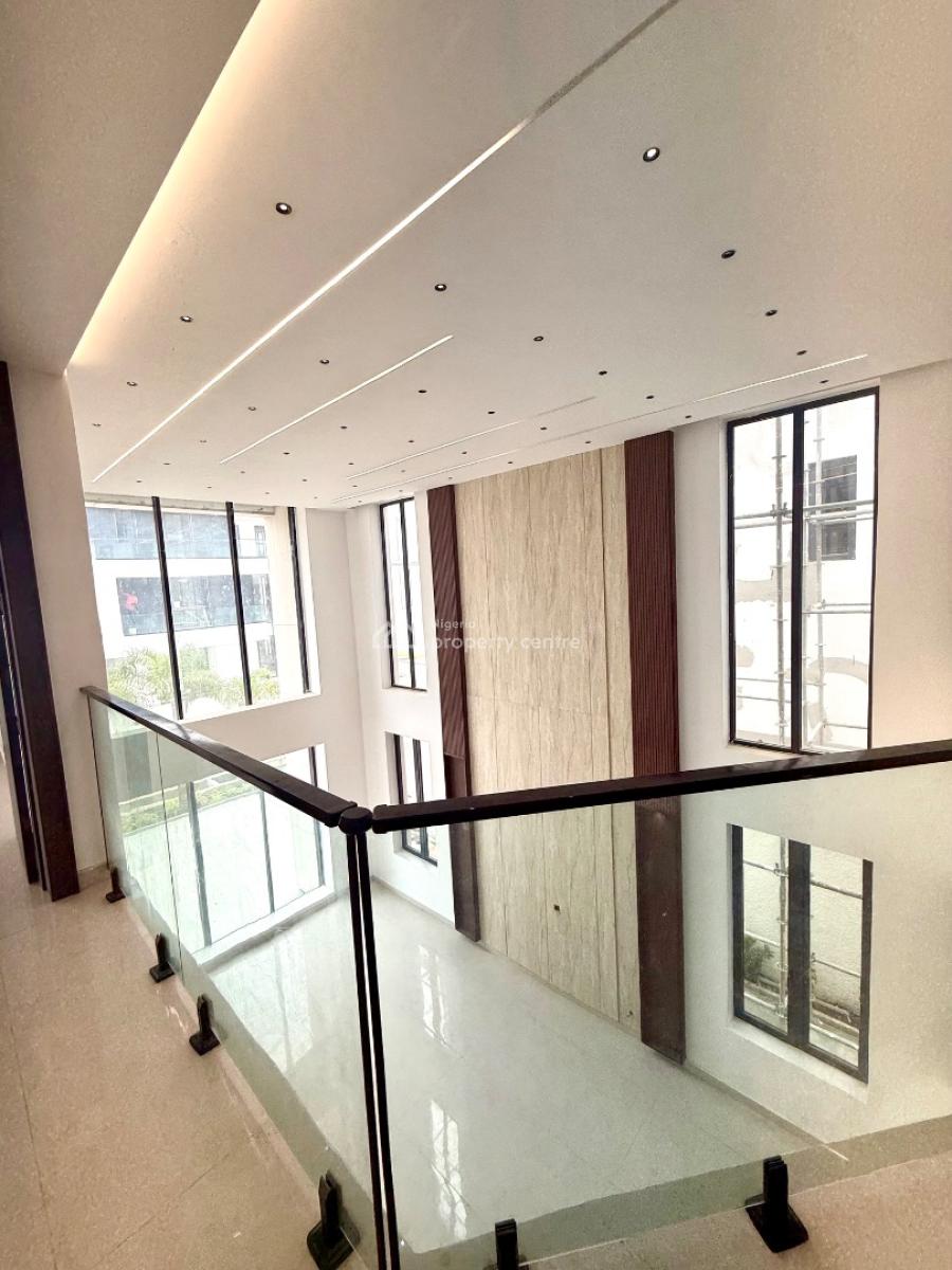 Spacious , Neatly Built Detached Duplex, Lekki Phase 1, Lekki, Lagos, Detached Duplex for Sale