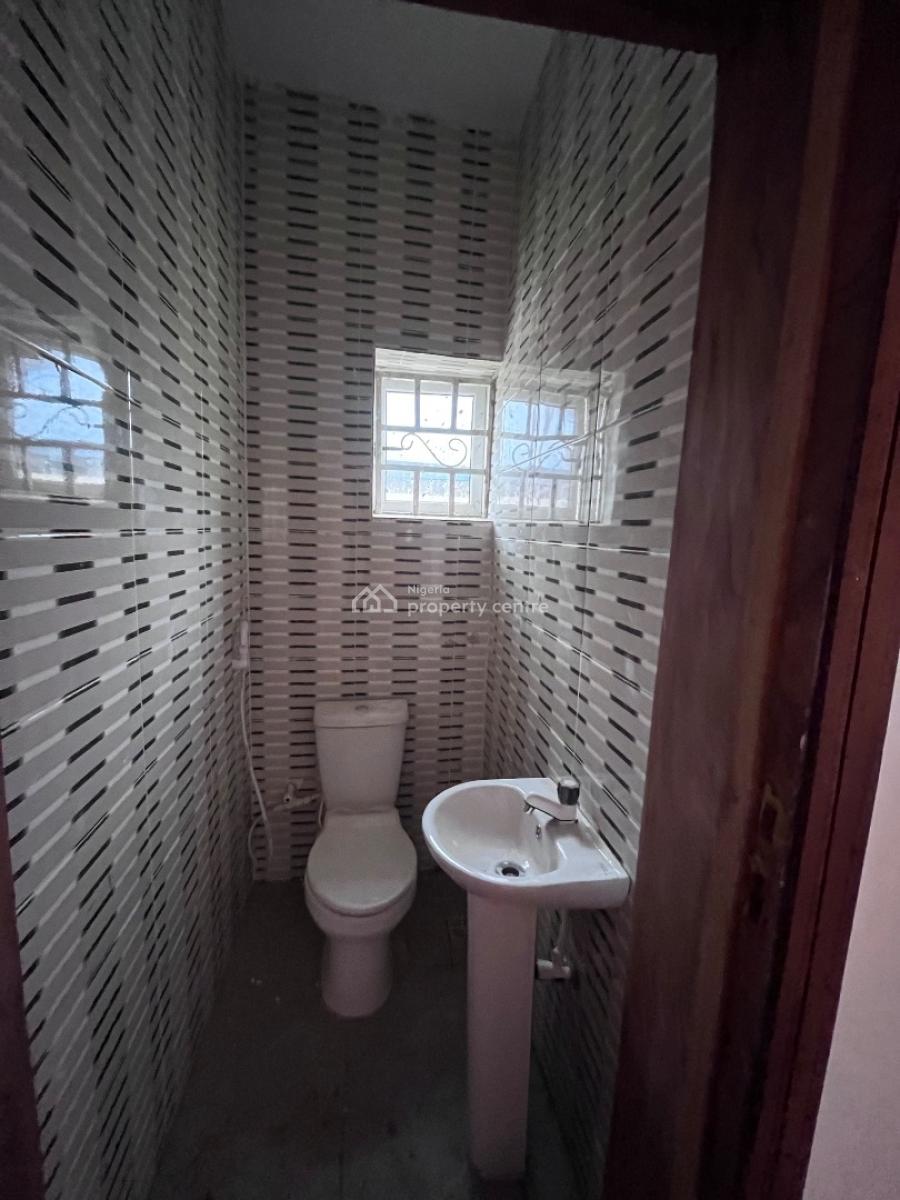 Newly Built 2 Bedroom Apartment Tastefully Finished, Makogi Magboro Extension, Magboro, Ogun, Flat / Apartment for Rent