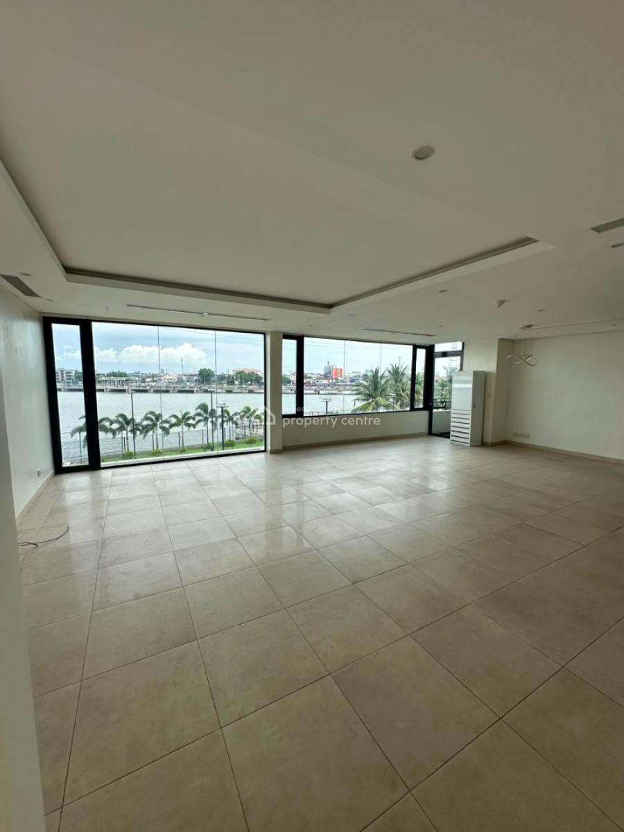 Well-finished Luxury 3-bedroom Apartment on The 2nd Floor with Bq, Banana Island, Ikoyi, Lagos, Flat / Apartment for Rent