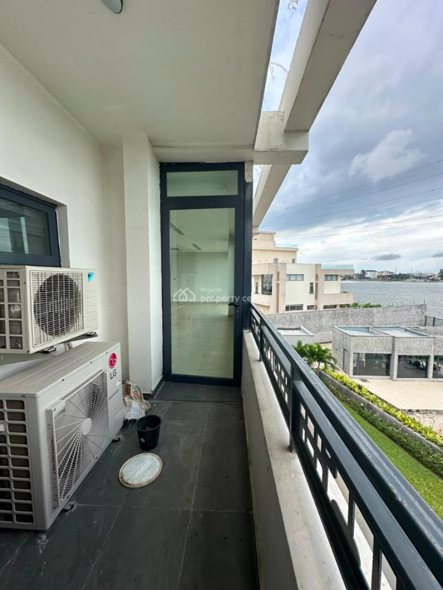 Well-finished Luxury 3-bedroom Apartment on The 2nd Floor with Bq, Banana Island, Ikoyi, Lagos, Flat / Apartment for Rent