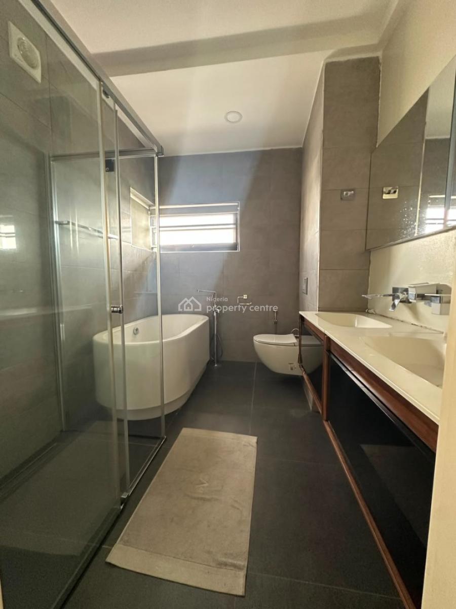 Well-finished Luxury 3-bedroom Apartment on The 2nd Floor with Bq, Banana Island, Ikoyi, Lagos, Flat / Apartment for Rent