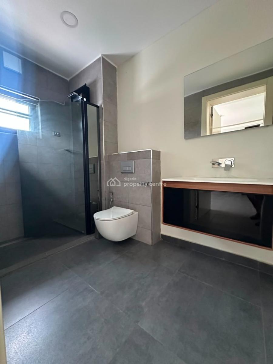 Well-finished Luxury 3-bedroom Apartment on The 2nd Floor with Bq, Banana Island, Ikoyi, Lagos, Flat / Apartment for Rent