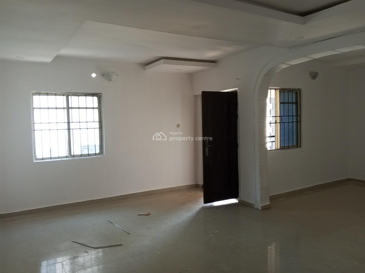 Renovated 3 Bedroom Flat Upstairs, Off Badore Road Estate, Badore, Ajah, Lagos, Flat / Apartment for Rent