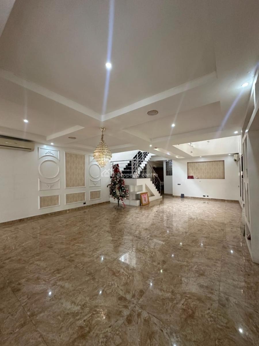 Spacious 5-bedroom Detached House with Inbuilt Service Quarters, Banana Island, Ikoyi, Lagos, Detached Duplex for Rent
