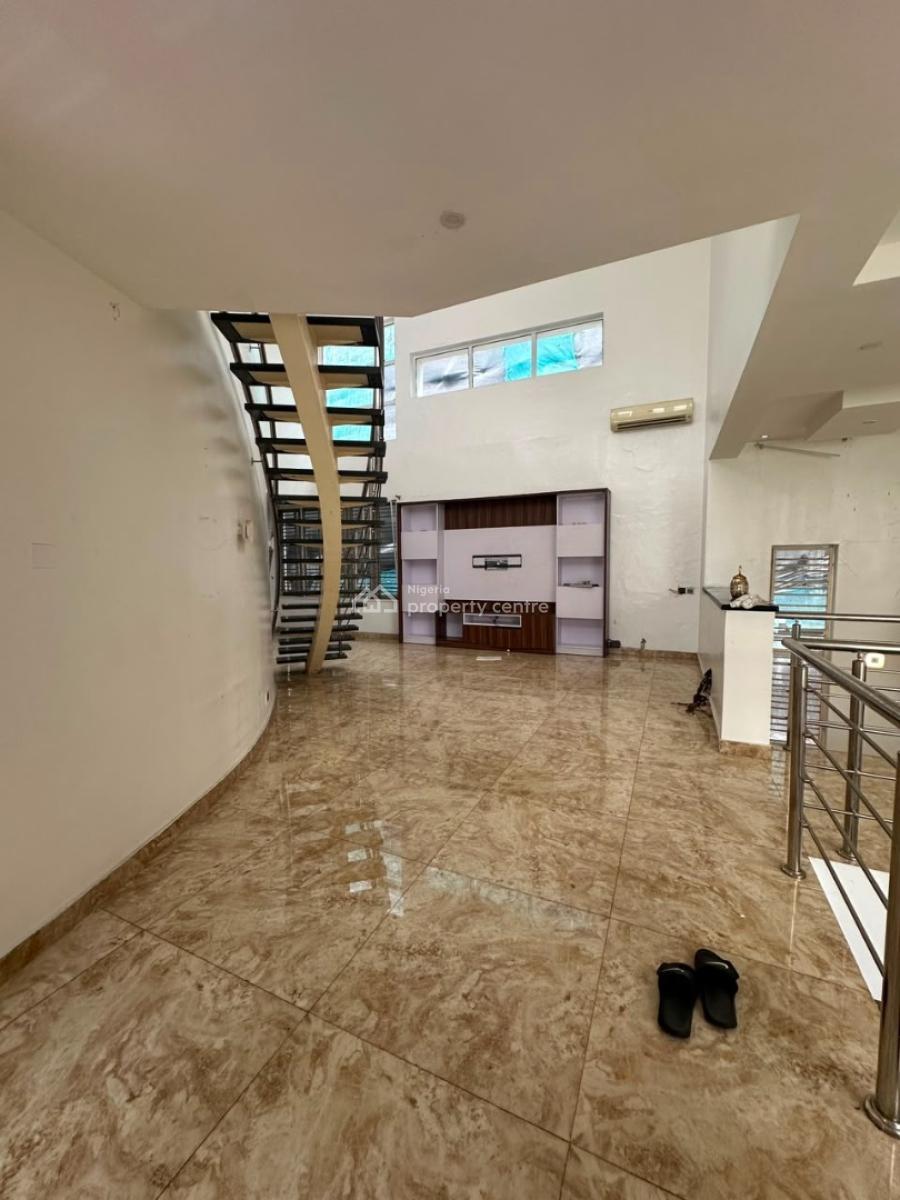 Spacious 5-bedroom Detached House with Inbuilt Service Quarters, Banana Island, Ikoyi, Lagos, Detached Duplex for Rent