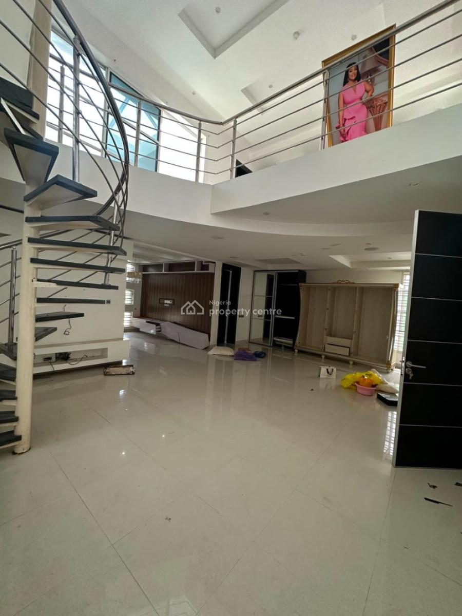 Spacious 5-bedroom Detached House with Inbuilt Service Quarters, Banana Island, Ikoyi, Lagos, Detached Duplex for Rent