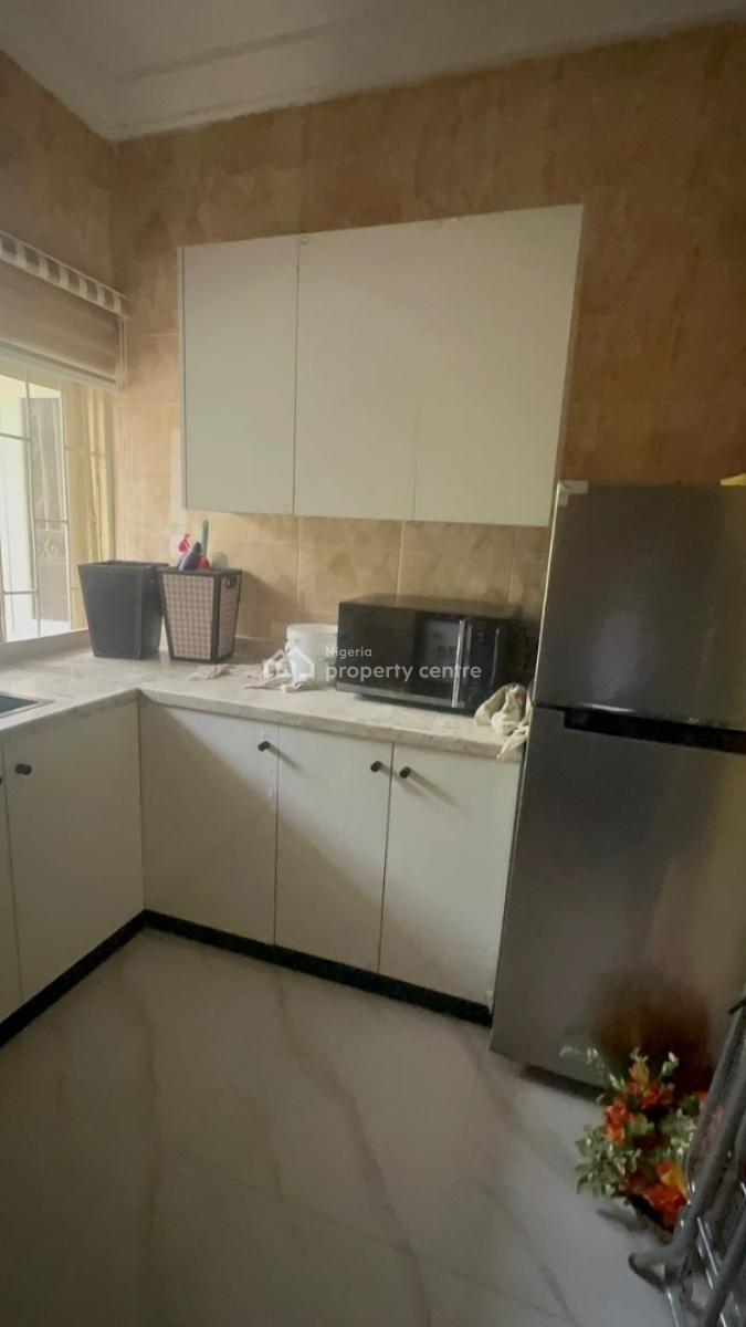 a Newly Refurbished Two Bedrooms Apartment Without The Furnitures, Maitama, Off Limpopo Street, Maitama District, Abuja, Flat / Apartment for Rent