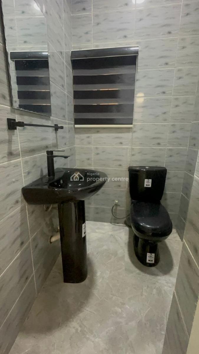 a Newly Refurbished Two Bedrooms Apartment Without The Furnitures, Maitama, Off Limpopo Street, Maitama District, Abuja, Flat / Apartment for Rent