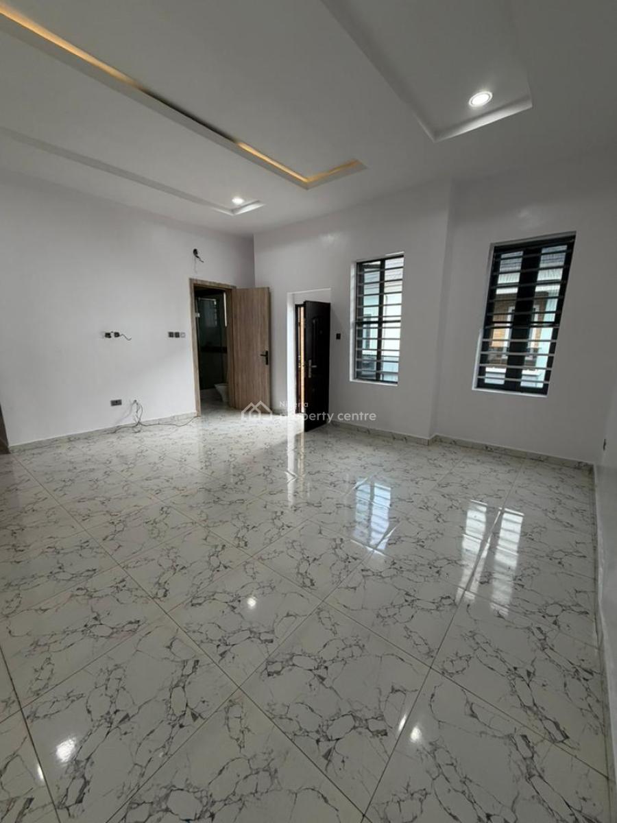 Massive Masters Bedroom Apartment., Royal Pine Estate Orchid, Lekki, Lagos, Self Contain (single Rooms) for Rent