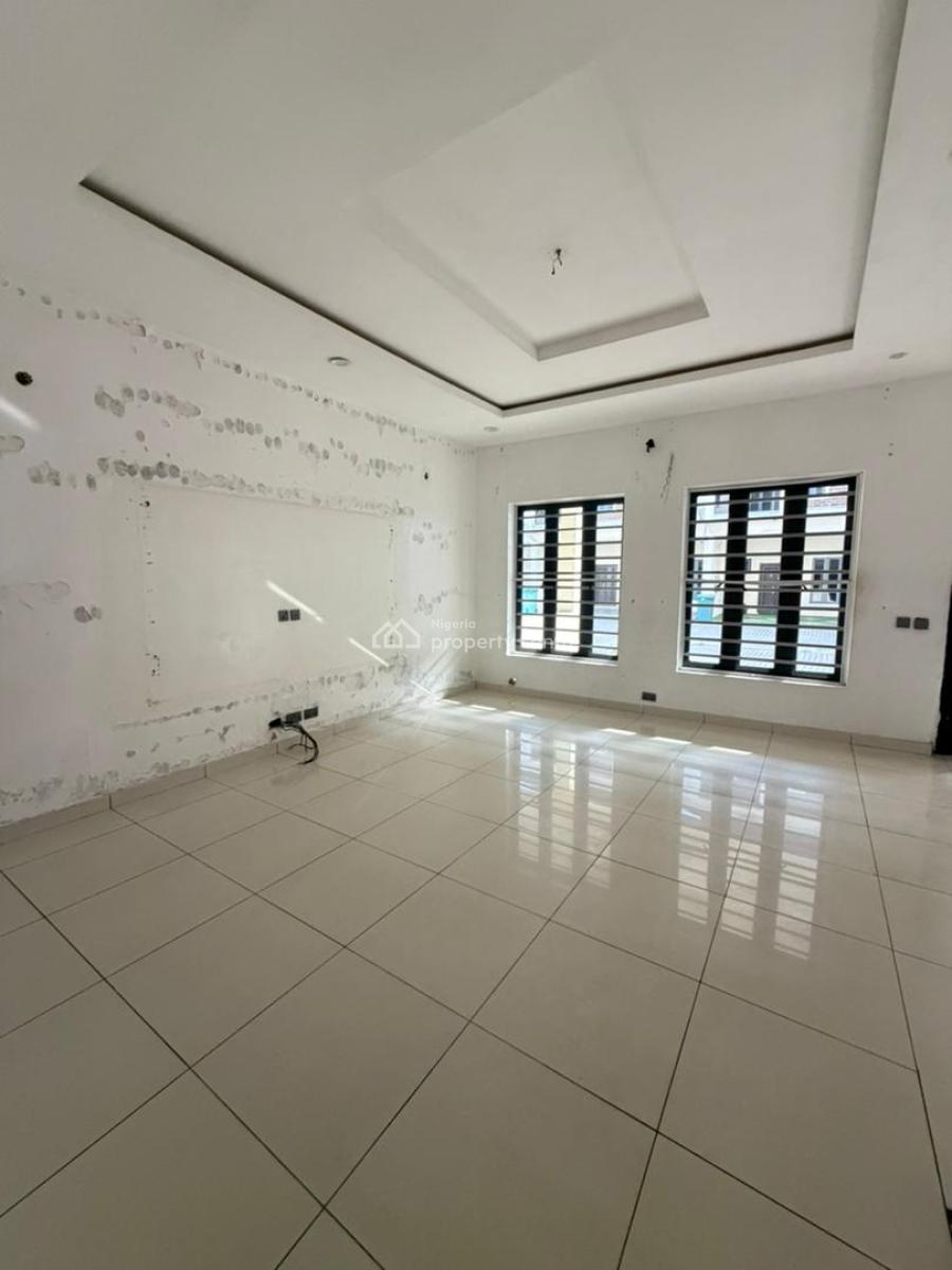 Massive 1 Bedroom Apartment., Ikota, Lekki, Lagos, Mini Flat (room and Parlour) for Rent