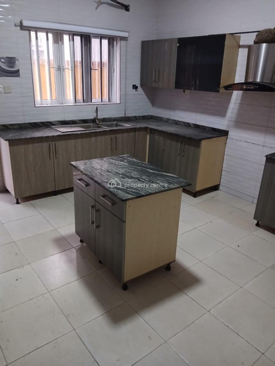 4 Bedroom Semi Detached Duplex, Off Mobil Road, Ilaje, Ajah, Lagos, Semi-detached Duplex for Rent
