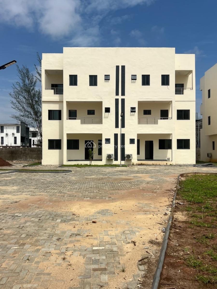 Spacious 4 Bedroom Semi Detached Duplex with Bq, Osapa, Lekki, Lagos, Semi-detached Duplex for Rent