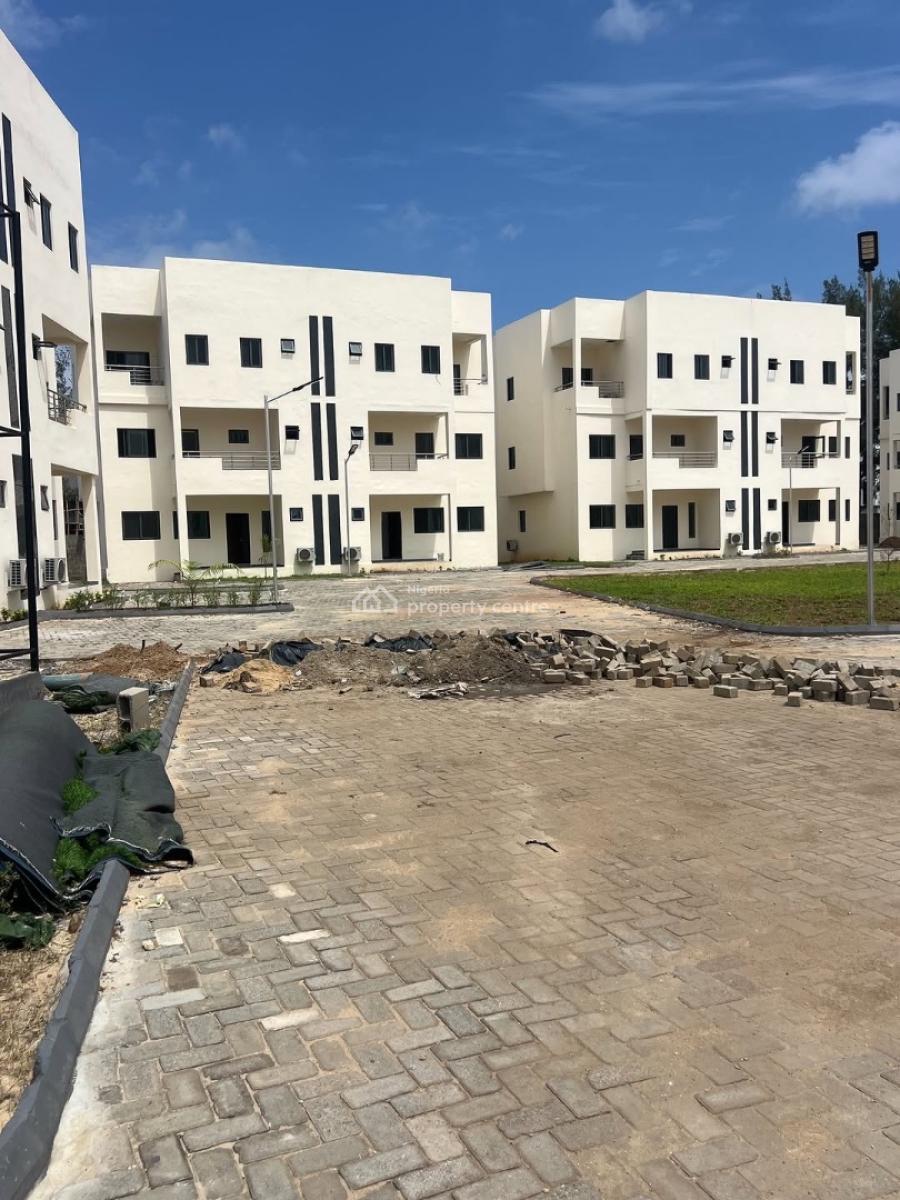 Spacious 4 Bedroom Semi Detached Duplex with Bq, Osapa, Lekki, Lagos, Semi-detached Duplex for Rent
