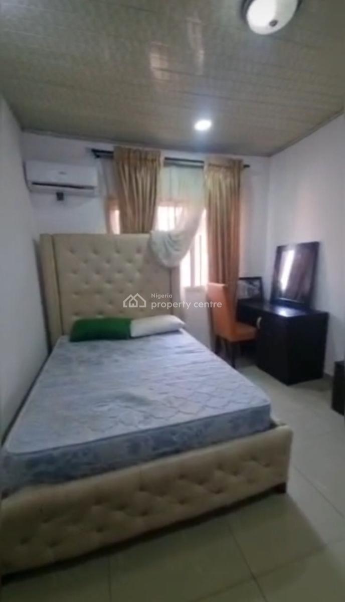 Spacious Mini Flat, Lekki Phase 1, Lekki, Lagos, Mini Flat (room and Parlour) for Rent