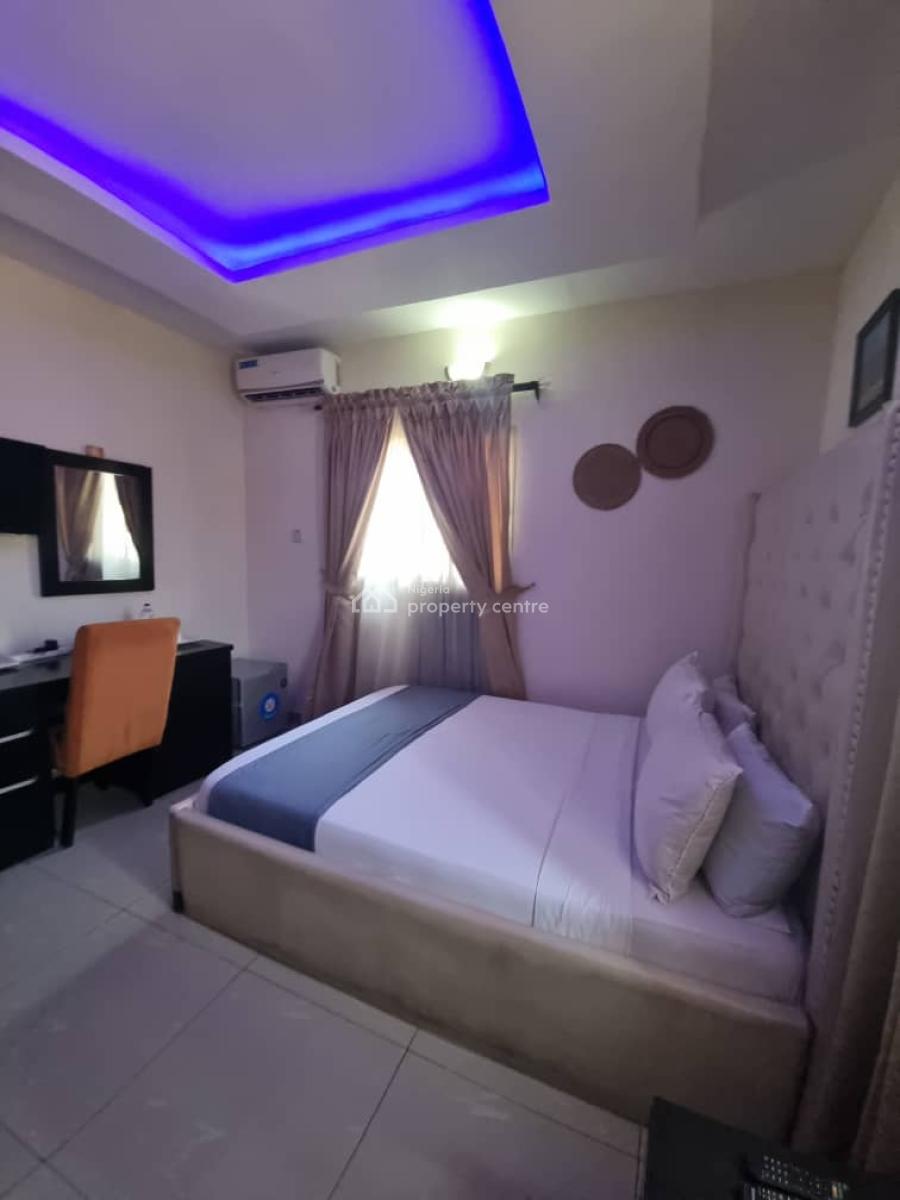 Spacious Mini Flat, Lekki Phase 1, Lekki, Lagos, Mini Flat (room and Parlour) for Rent