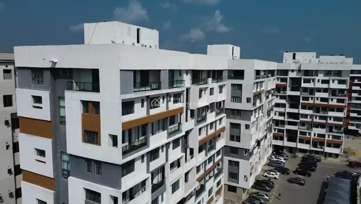 Well Finished Serviced Penthouse 3 Bedroom Flat with a Room Bq, Lekki Phase 1, Lekki, Lagos, Flat / Apartment for Sale