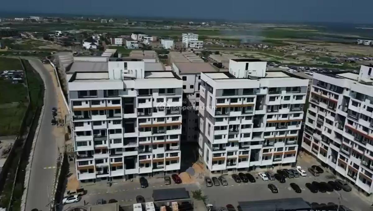 Well Finished Serviced Penthouse 3 Bedroom Flat with a Room Bq, Lekki Phase 1, Lekki, Lagos, Flat / Apartment for Sale