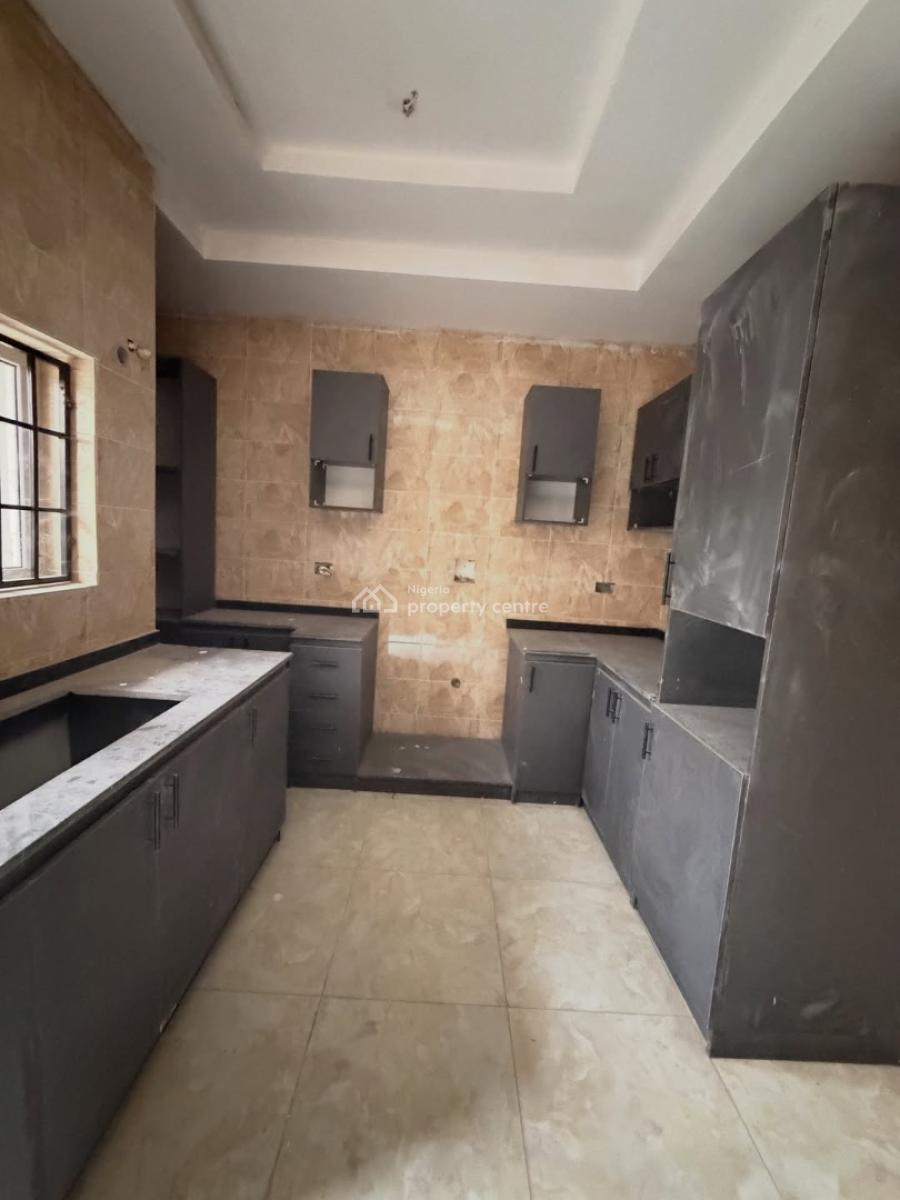 4 Bedroom Terrace with Bq, Jahi, Abuja, Terraced Duplex for Rent