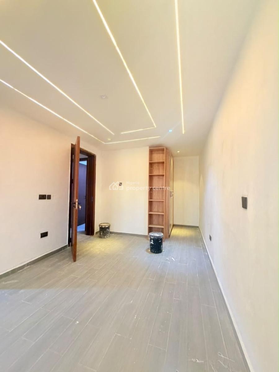 Exclusive 4-bedroom Duplex with Bq in a Well Secure Estate, Exclusive 4-bedroom Duplex with Bq in a Well Secure Estate, Yaba, Lagos, Semi-detached Duplex for Sale