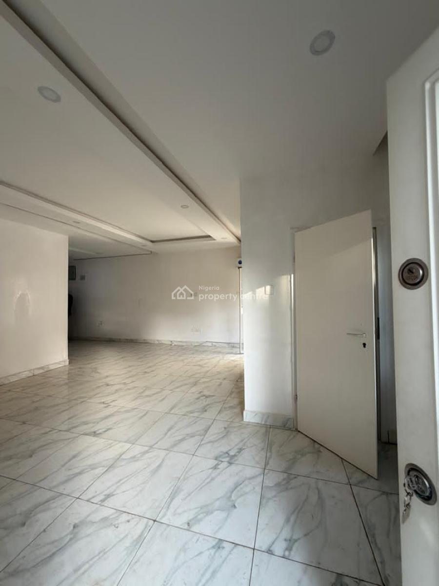 Smart and Serviced 2 Bedroom Apartment, Guzape District, Abuja, Flat / Apartment for Rent