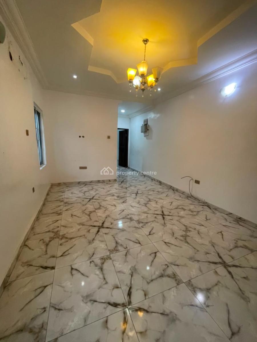 Standard Mini Flat Upstairs Room and Parlor, Ikate Lekki, Ikate, Lekki, Lagos, Flat / Apartment for Rent