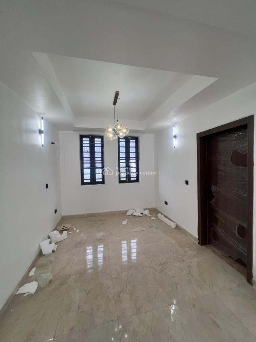 Fully Serviced 4 Bedrooms Terrace - Duplex House + Bq & Solar Inverter, Surulere, Lagos, Terraced Duplex for Sale