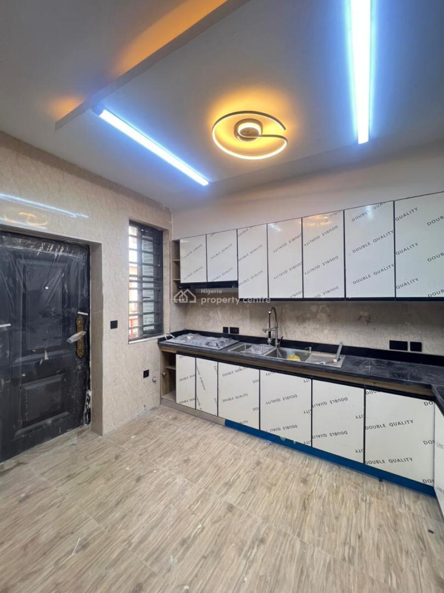 Fully Serviced 4 Bedrooms Terrace - Duplex House + Bq & Solar Inverter, Surulere, Lagos, Terraced Duplex for Sale