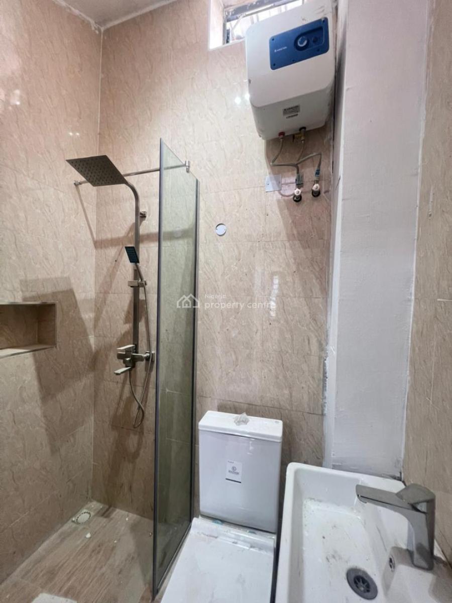 Fully Serviced 4 Bedrooms Terrace - Duplex House + Bq & Solar Inverter, Surulere, Lagos, Terraced Duplex for Sale
