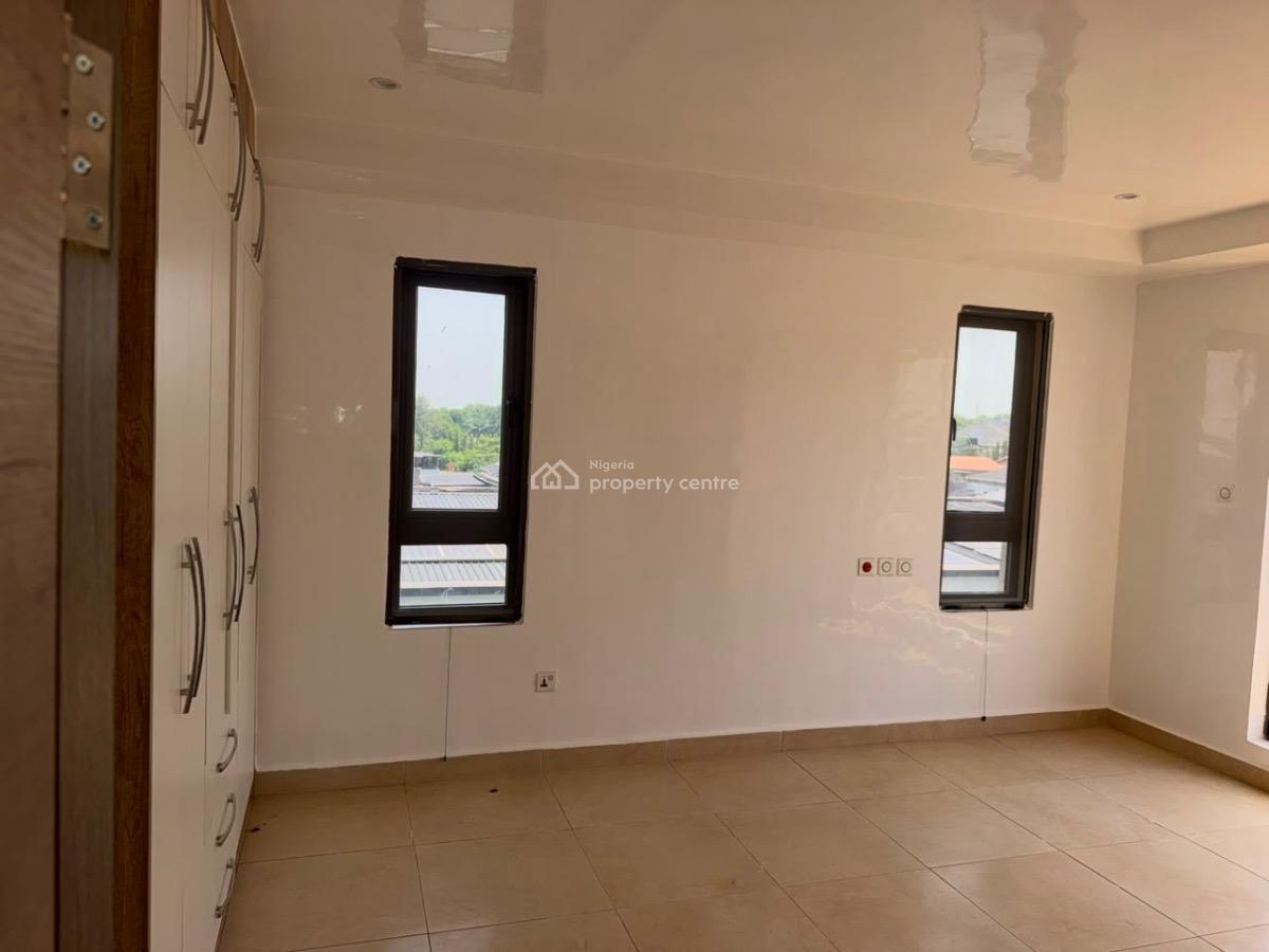 Massive 3 Bedroom Apartment with Penthouse, Jabi, Life Camp, Abuja, Flat / Apartment for Sale