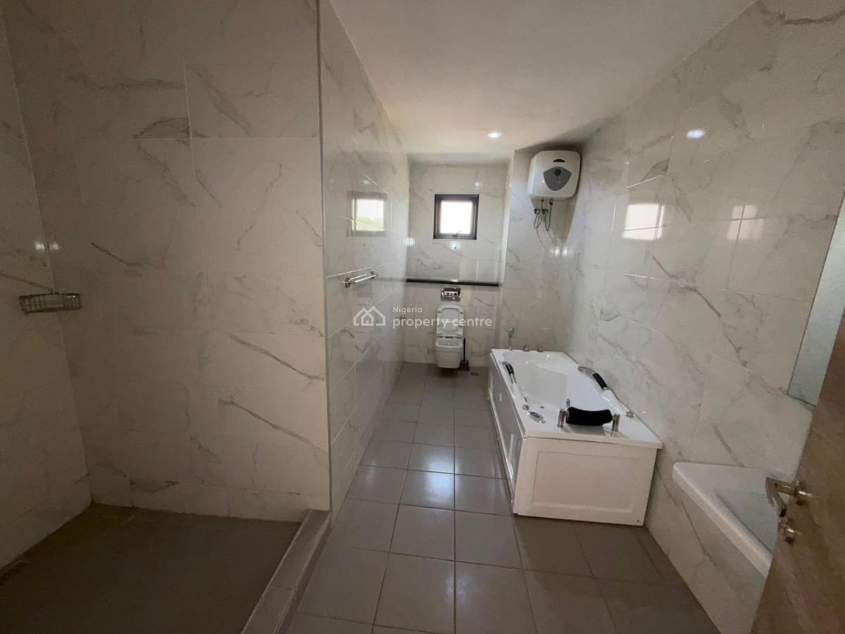 Massive 3 Bedroom Apartment with Penthouse, Jabi, Life Camp, Abuja, Flat / Apartment for Sale