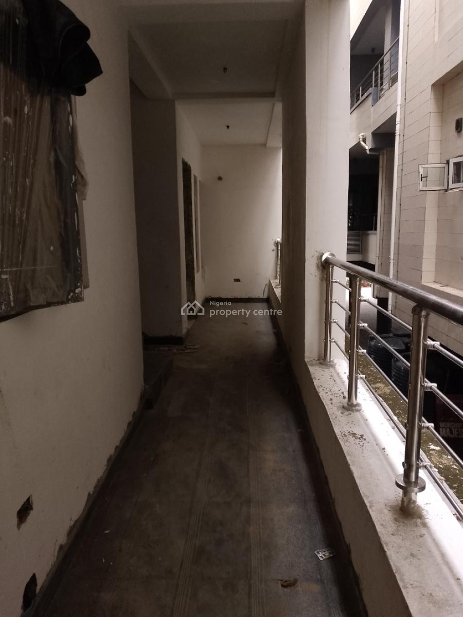 3 Bedroom Flat with a Room Bq, Hughes Road, Alagomeji, Yaba, Lagos, Flat / Apartment for Sale