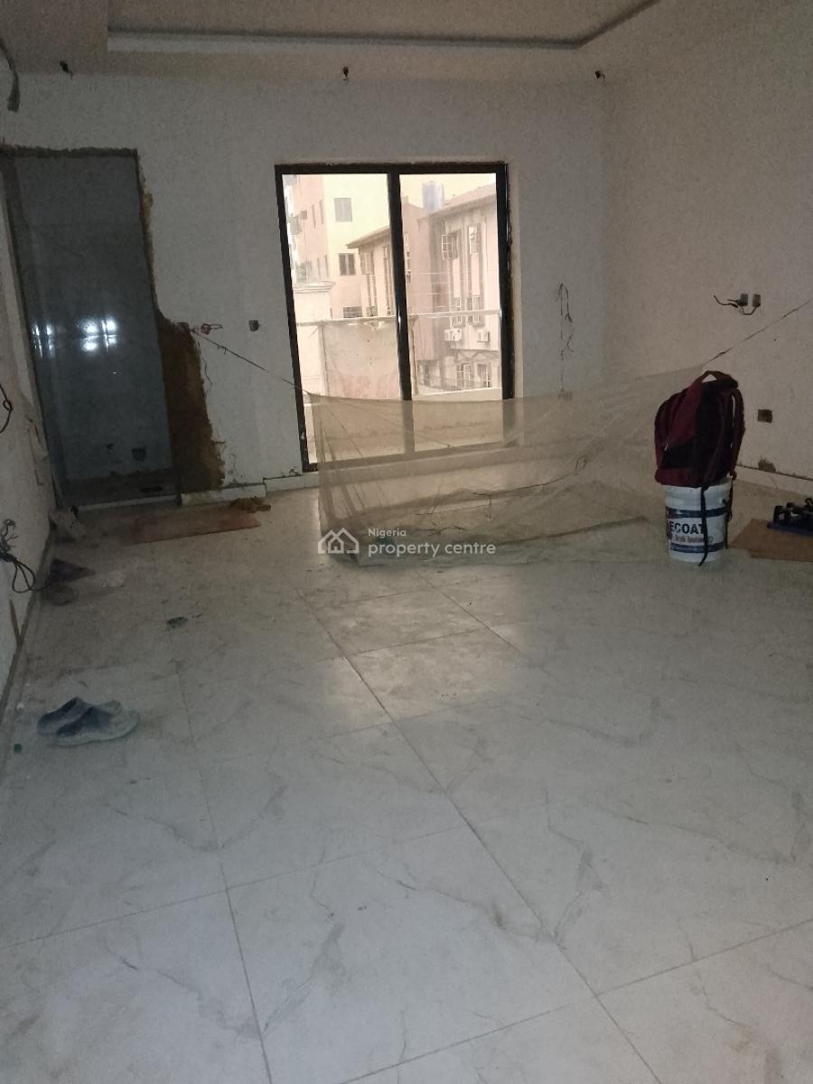 3 Bedroom Flat with a Room Bq, Hughes Road, Alagomeji, Yaba, Lagos, Flat / Apartment for Sale