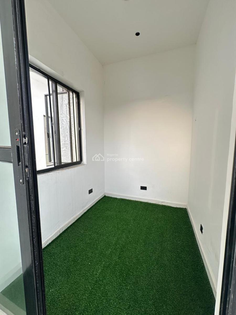 Well-built Luxury Spacious 5 Bedroom Fully Detached Duplex with Bq, Ikota, Lekki, Lagos, Detached Duplex for Sale