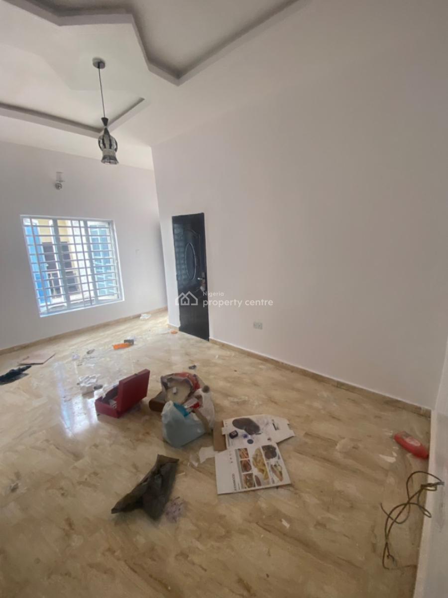 Neatly Used 1 Bedroom Flat, Olokonla, Lbs Area, in an Estate, Ajah, Lagos, Flat / Apartment for Rent