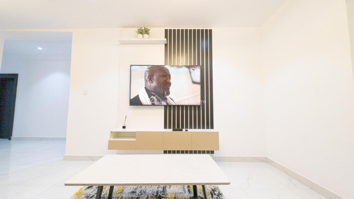 2bedroom Apartment with Excellent Facilities, Lekki Phase I, Lekki, Lagos, Flat / Apartment Short Let